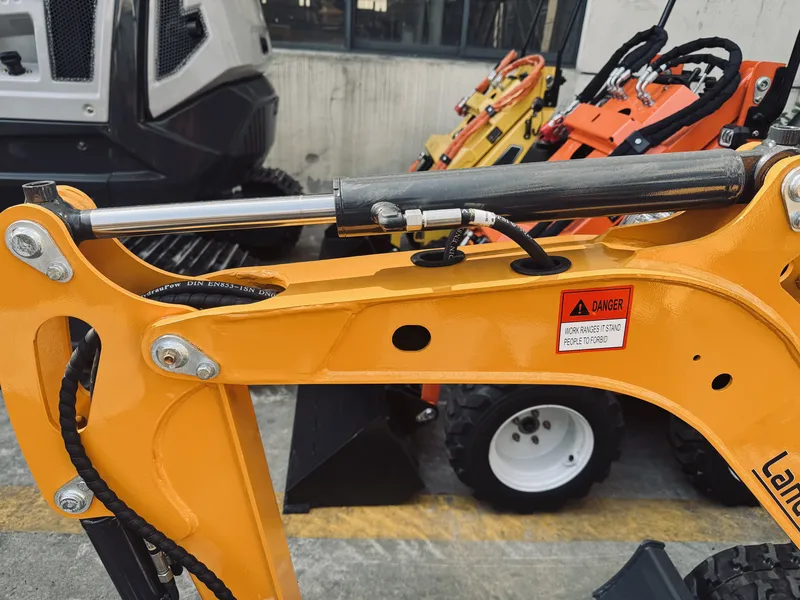 a landhero-0.85t-excavator arm