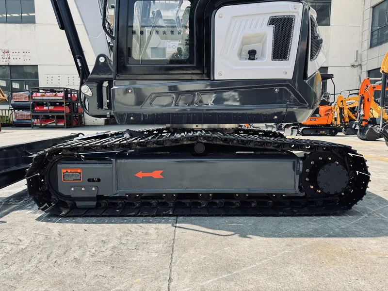 landhero-6.5t-excavator-4