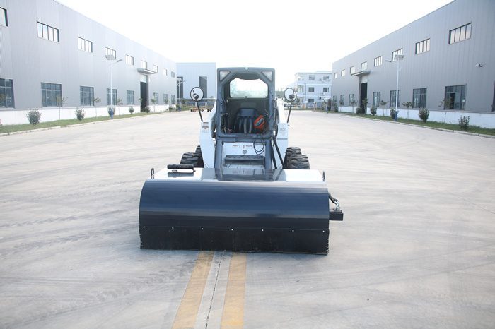 wolveine-72in-skid-steer-box-broom-sweeper